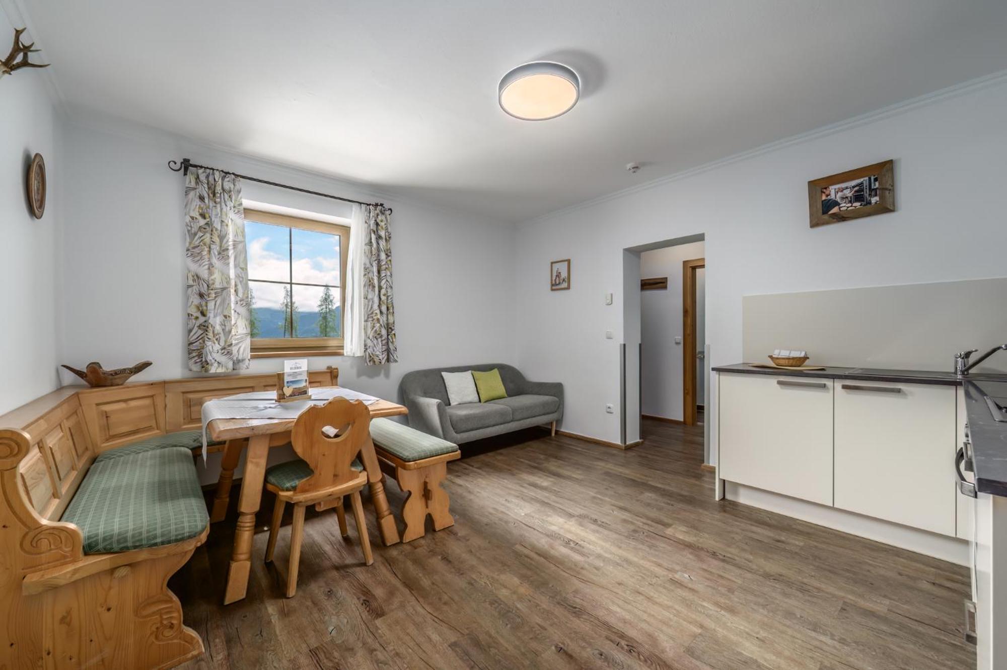 Das Eulersberg Apartments & Chalets Верфенвенг Екстериор снимка