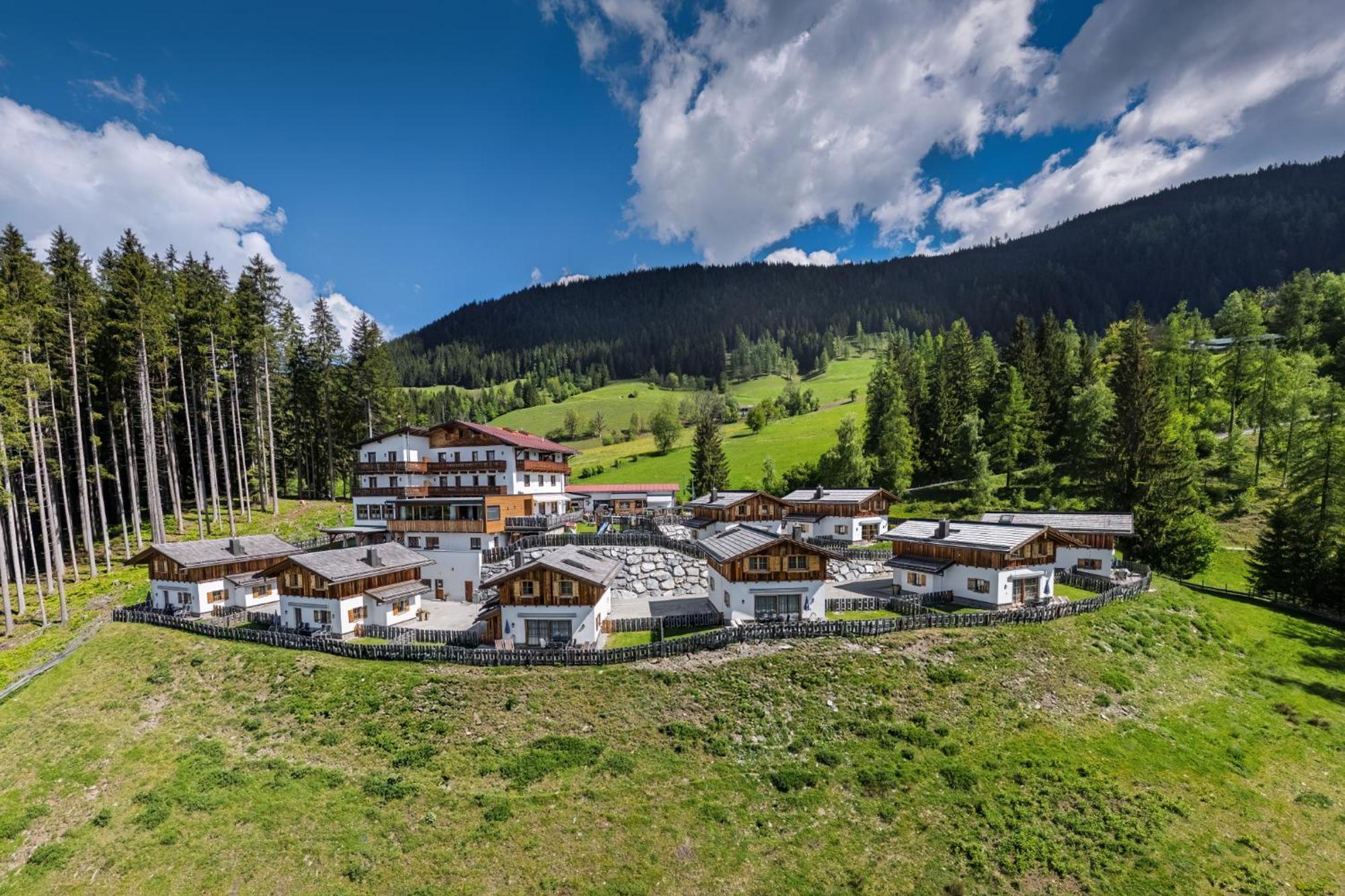 Das Eulersberg Apartments & Chalets Верфенвенг Екстериор снимка